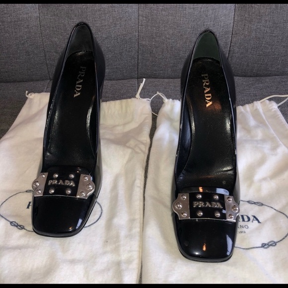 LAST PRICEπ₯Authentic Prada heelsπ₯